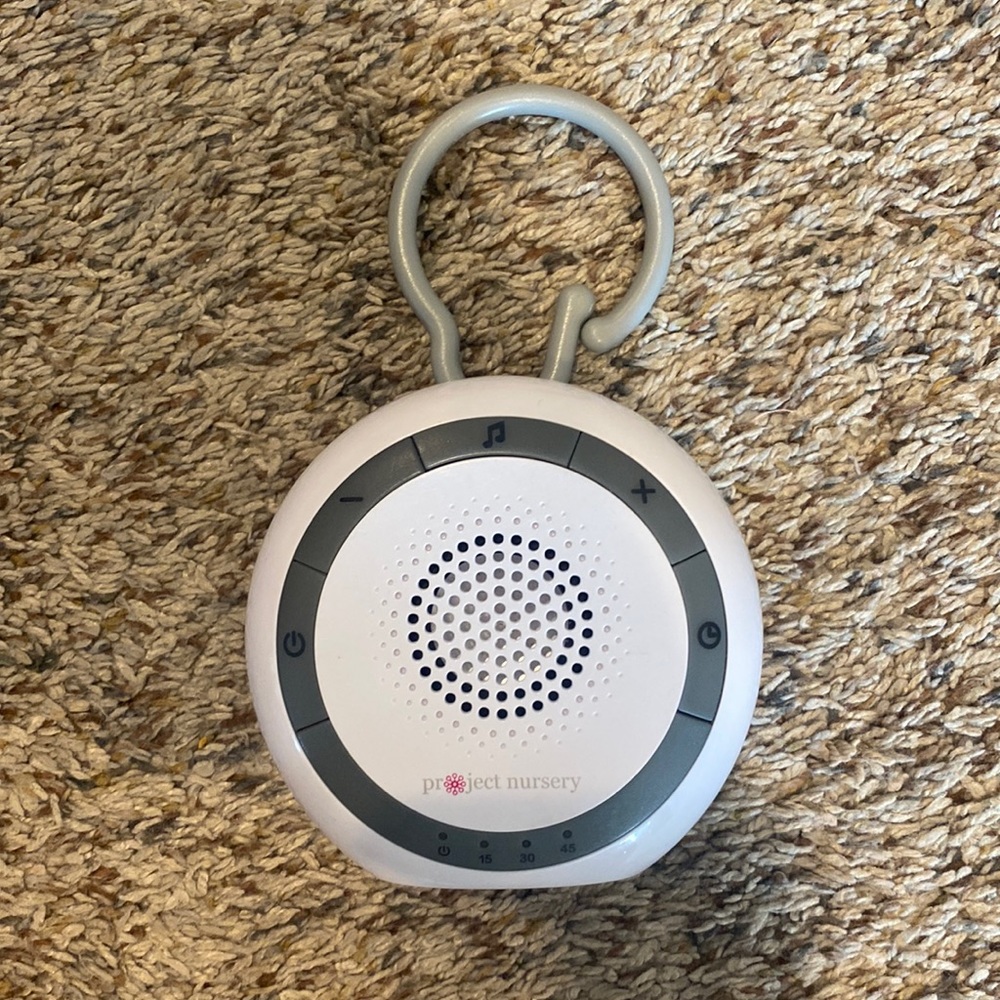 Project Nursery Portable Sound Soother/white sound machine for baby